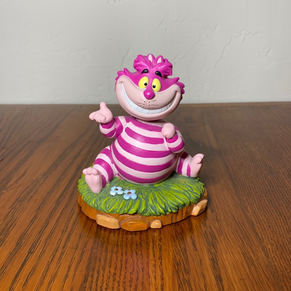 Disney Alice in Wonderland Cheshire Cat Bobble Head NWT